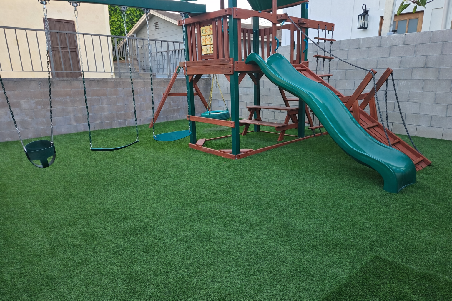 Outdoor learning and play space